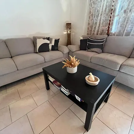 Casa de Férias Family House Néa Meságkala